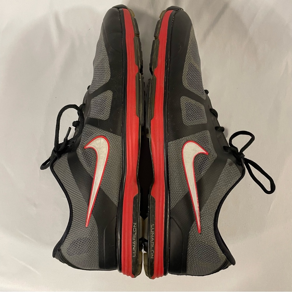 Nike Men's 15 Lunarlon Golf Shoes Black/Gray/Red 483841-001. Pre-owned.